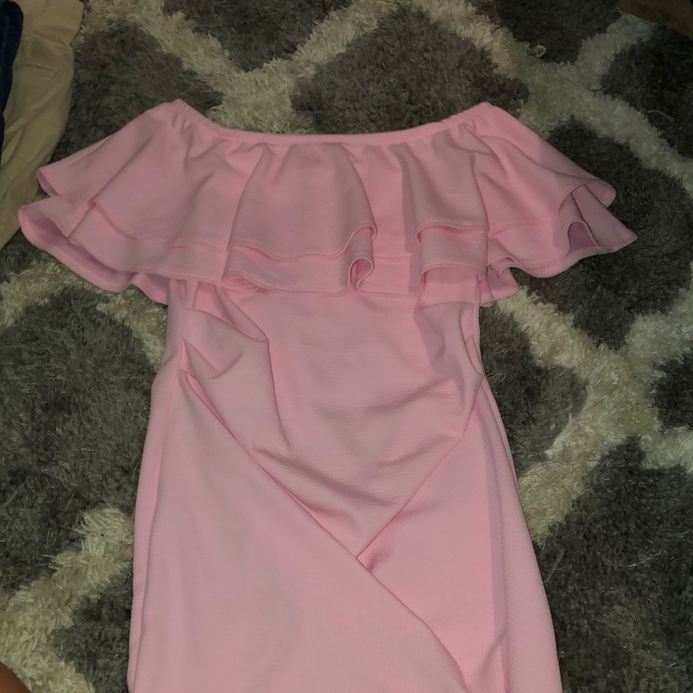 Ruffle maternity dress